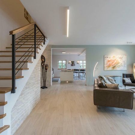 Design And Luxury Villa With Pool Kukci Exterior foto